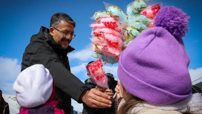 Hakkari’de kar festivali coşkusu
