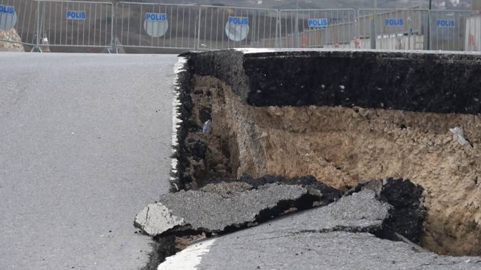 Yalova’da hastane yolunda çökme devam ediyor