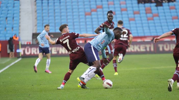 Trabzonspor, Adana Demirspor'u 1-0'lık skorla mağlup etti