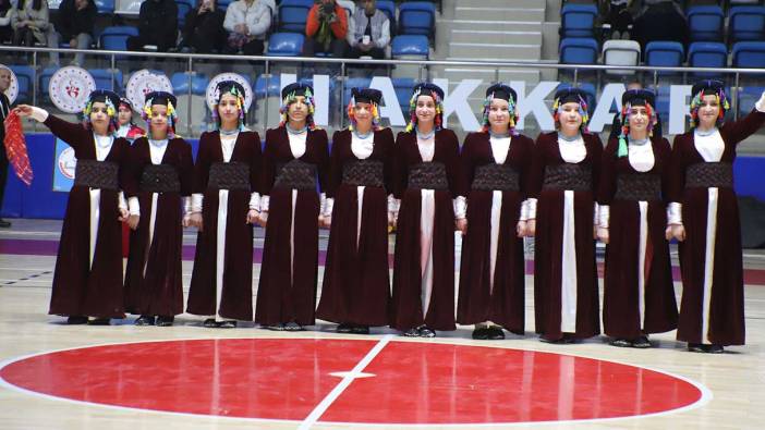 Hakkari’de okullar arası oyunları yarışması sonuçlandı