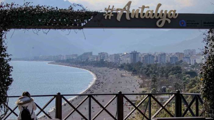 Antalya’da turizmde yeni rekor