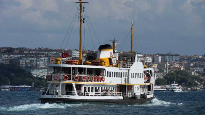 İstanbul Boğazı'nda vapur seferlerine sis engeli