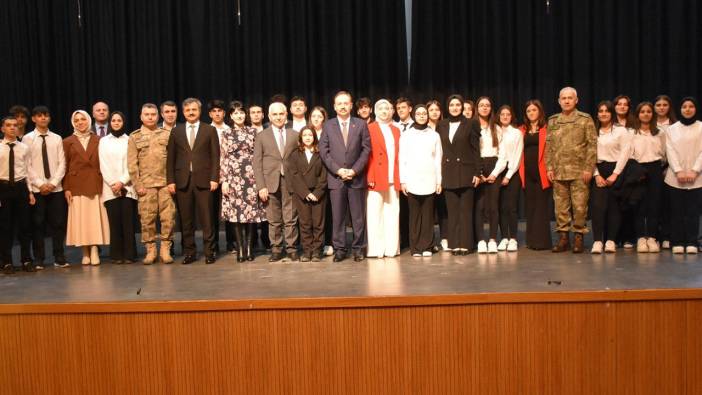 Siirt’te İstiklal Marşı'nın etkinliklerle kutlandı