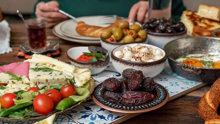 Uzmanlardan Ramazan ayında uyku ve beslenme uyarısı