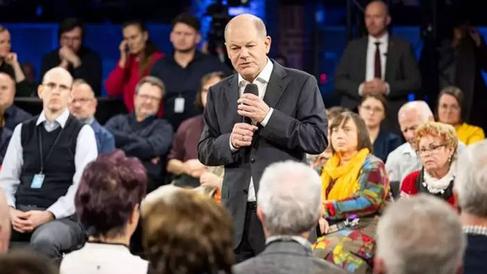 Almanya Başbakanı Scholz'a Gazze protestosu!