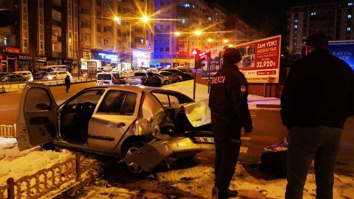 Erzurum’da buzlanma ve kar yağışı kazalara neden oldu