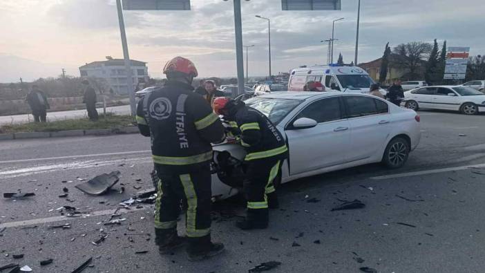 Denizli’de trafik kazası! Yaralılar var