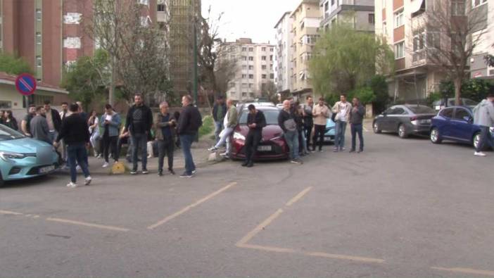 Kadıköy'de plaza yangını: Herkes tahliye edildi