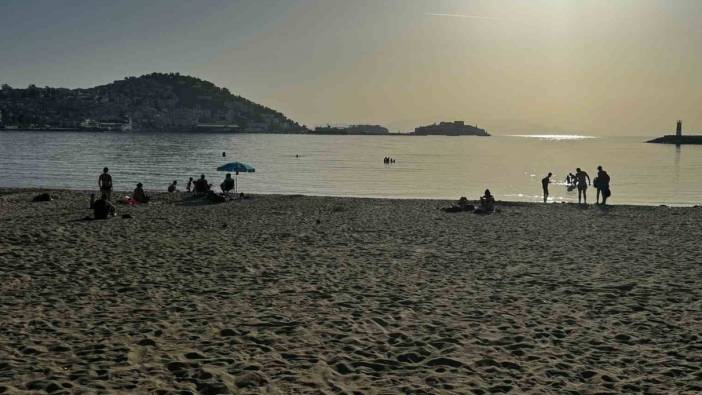 Nisan ayında Kuşadası’nda deniz keyfi