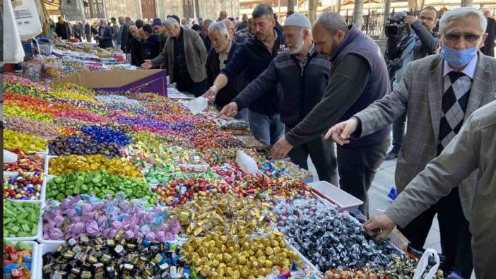 Bayram alışverişinde son gün yoğunluğu