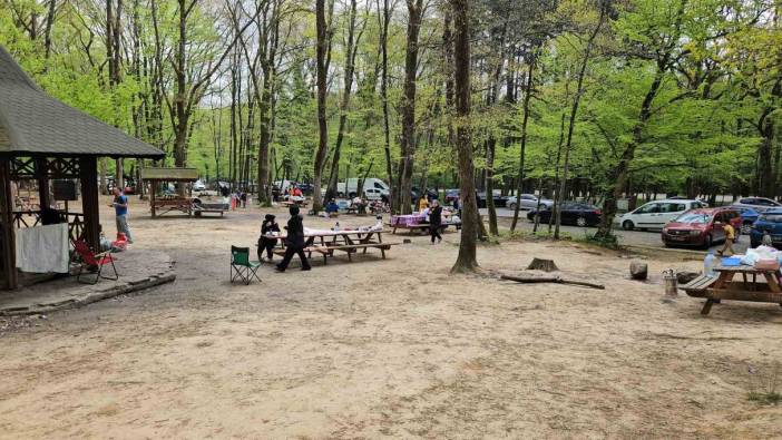 Bayramın ilk gününde vatandaşlar Belgrad Ormanı’na akın etti