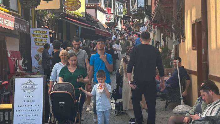 Tarihi Odunpazarı Evleri bayramda ziyaretçi akınına uğradı