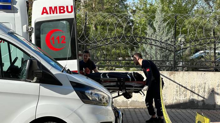 Bunalıma giren kadın kendini 14.kattan boşluğa bıraktı