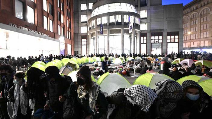 New York'ta öğrencilerin Gazze protestosuna polis müdahalesi