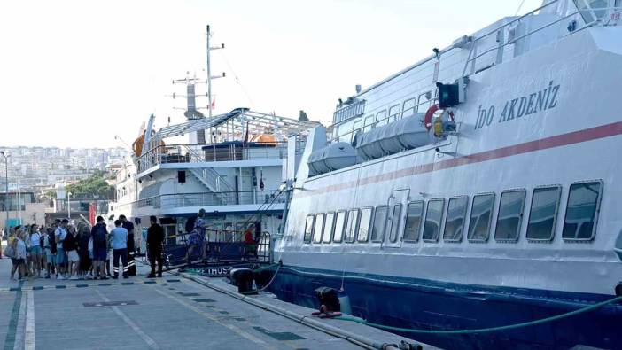 Kuşadası’ndan Sisam’a olan feribot seferlerine yoğun ilgi