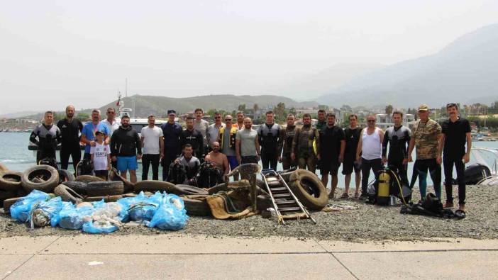 Akdeniz’den balık yerine bakın ne çıktı