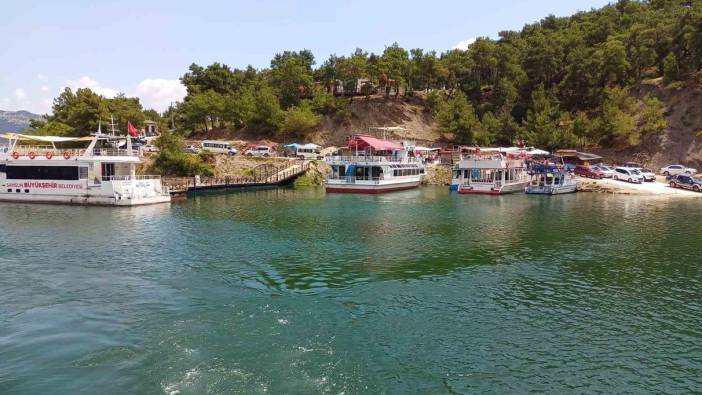 Tabiat parklarına ziyaretçi akını