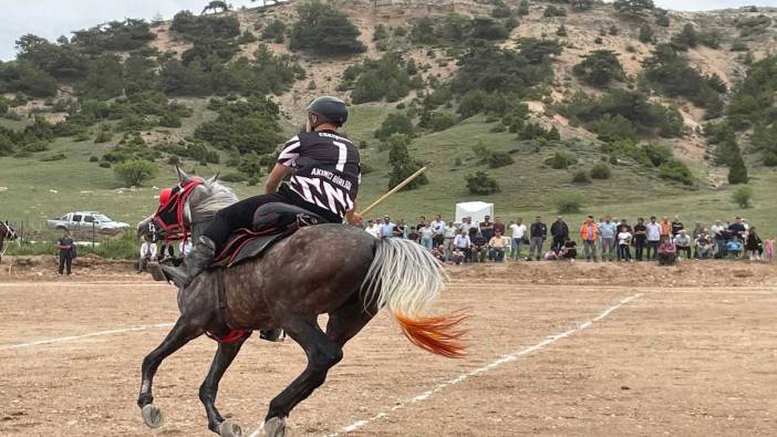 19 Mayısı ata sporu ile kutladılar