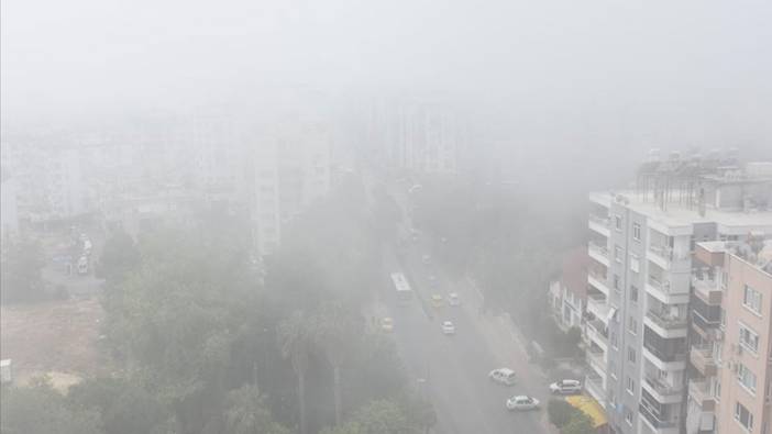 Antalya'da sis ve toz taşınımı hayatı felç etti