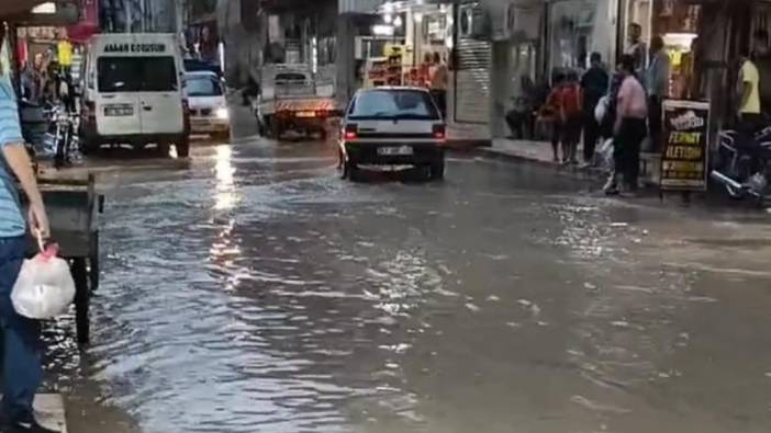 Şanlıurfa'da sağanak yağış etkili oldu