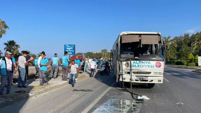 Belediye ve otel personelini taşıyan araçlar çarpıştı: 6 yaralı var