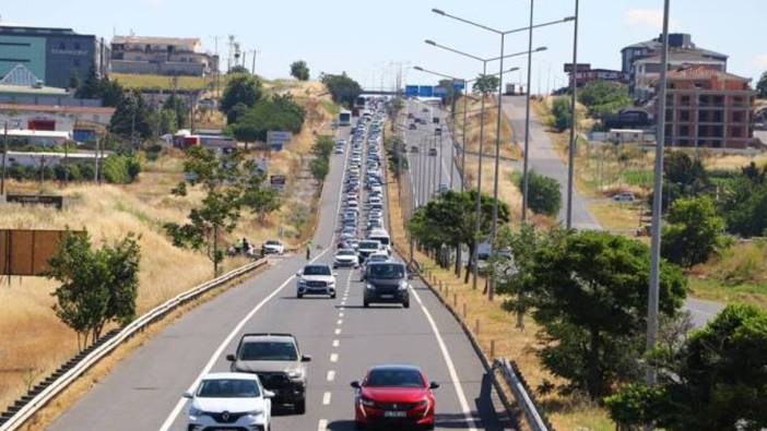 Tekirdağ'da bayram trafiği yoğunluğu başladı