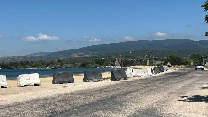 Erdek Belediyesi halk plajına girişleri engelledi