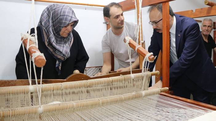 Geleneksel Siirt Battaniyesi Dokumacılığı Atölyesi açıldı