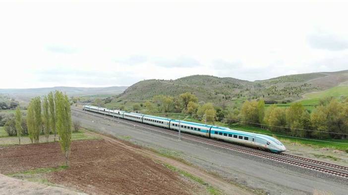 Yüksek Hızlı Tren kullanacak olanlar dikkat. Seferler yeniden ayarlandı