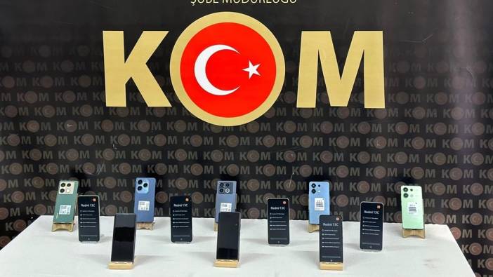 Sivas'ta gümrük kaçağı cep telefonları ele geçirildi