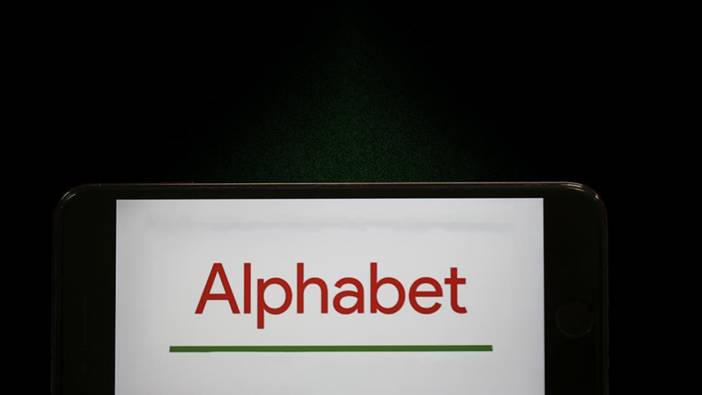 Alphabet'in geliri ve karı ikinci çeyrekte arttı