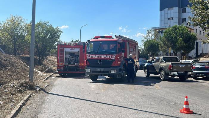 Tuzla’da üniversite arazisinde yangın çıktı