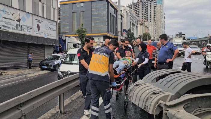 Sürücü direksiyon hakimiyetini kaybetti! Hafriyat kamyonu ters döndü