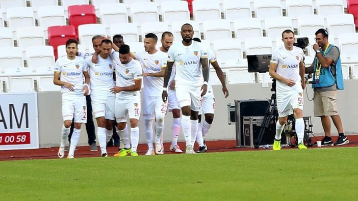 Kayserispor üç puanı iki golle aldı