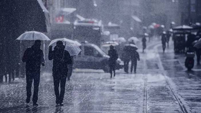 Meteoroloji saat verdi! İstanbul’da gök delinecek