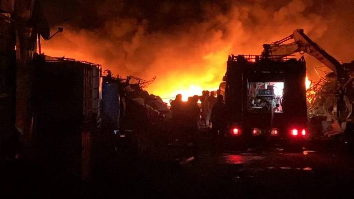 Bursa'da geri dönüşüm tesisinde yangın!