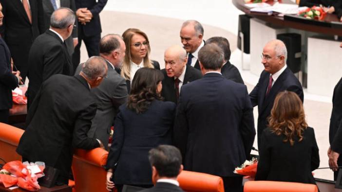 MHP Lideri Devlet Bahçeli açıkladı! DEM'li vekillerle neden tokalaştı