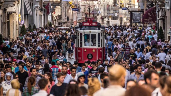 Türkiye'nin en güvenilmeyen kurumları belli oldu! Bu anket birilerinin hoşuna gitmeyecek