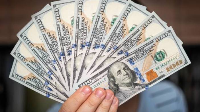 Dolar yüksek uçuşa devam! 27 Ekim döviz kurları