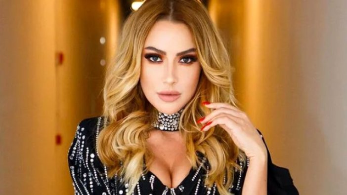 Hadise sert çıktı: Ahlaksızlık sizin kafanızda