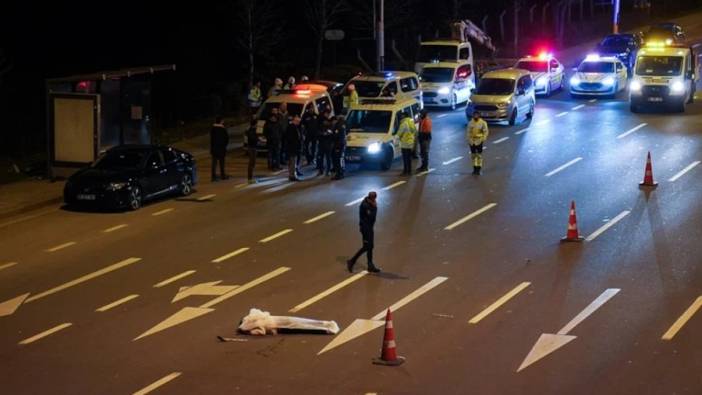 Seyir halindeki otomobilden atladı: Arkadan gelen aracın çarpmasıyla can verdi