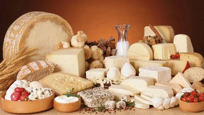 İçinden çıkanlar şoke etti! Kaşar peynirinde büyük skandal