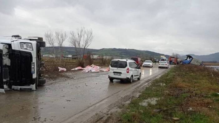 Samsun'da korkunç kaza: İki TIR kafa kafaya çarpıştı! Ölü ve yaralılar var