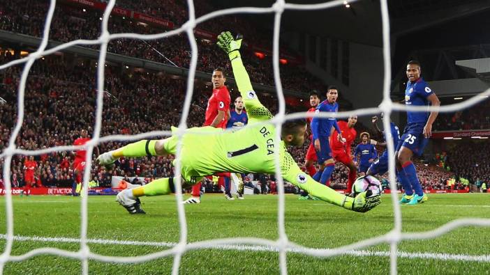 IFAB, futbolda yeni kuralları onayladı: Kaleciye 8 saniye