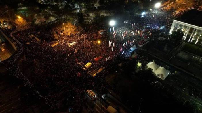 İstanbul Valiliği'nden yeni karar: 'İmamoğlu ablukası' genişliyor! Bu yollar da trafiğe kapandı...