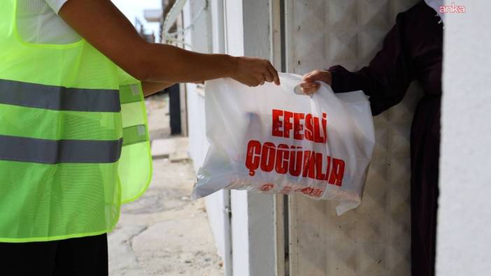 Selçuk'ta beslenme çantaları dayanışmayla doluyor