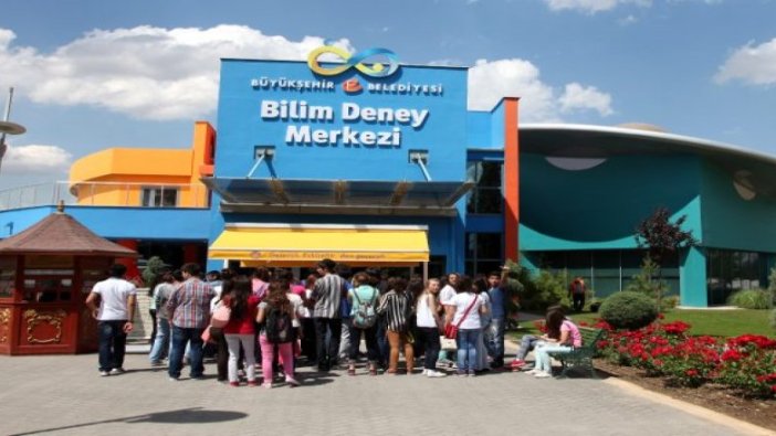 Bilim Deney Merkezi'nden öğretmenlere atölye