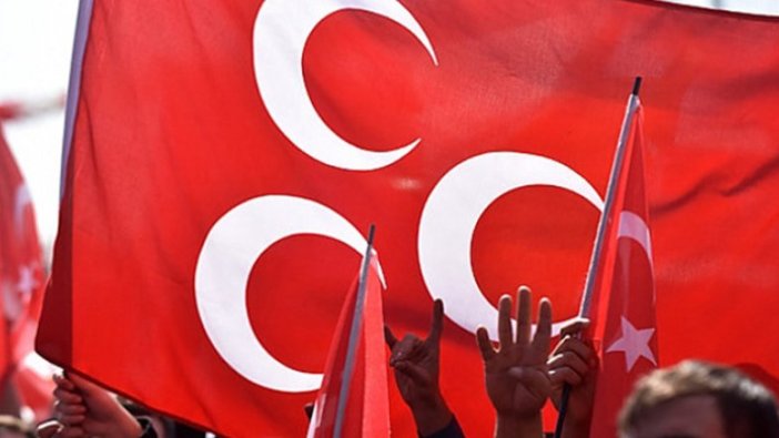 MHP'li başkan silahını temizlerken kendisini vurdu