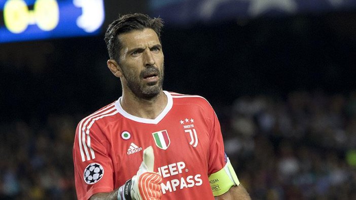 Buffon'dan emeklilik açıklaması