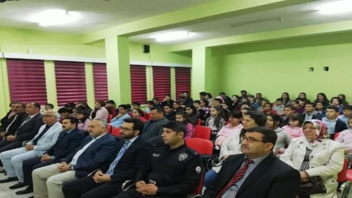 Öğrencilere 'Sigara ve Teknoloji Bağımlılığı' semineri